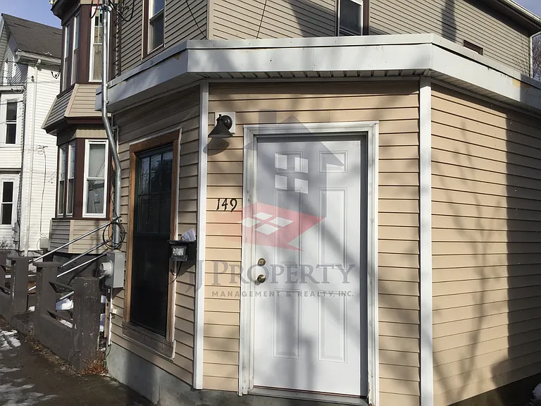 149 Valley St #1 — Photo 1