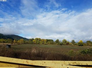 522 S Calapooia St, Sutherlin, OR 97479