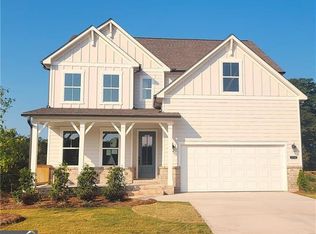 598 Grand Wehunt Dr, Hoschton, GA 30548