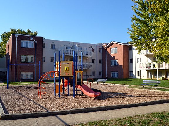 4th image of 3529 Leesburg Ct #3523-003