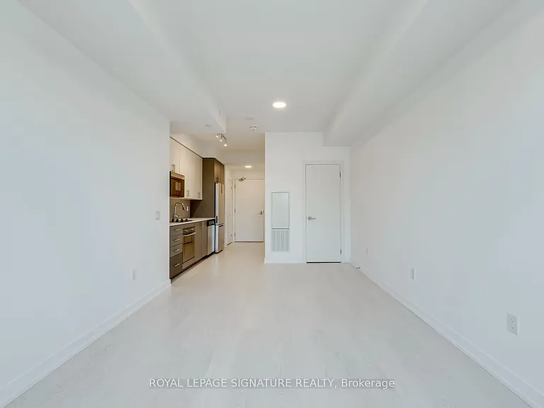 415 Main St W #417 — Photo 14