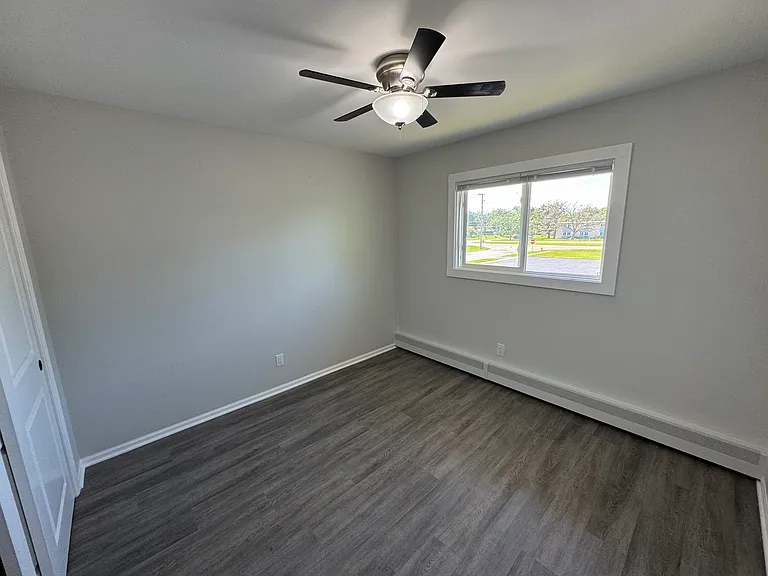 409 Oakland Ave #7 — Photo 5