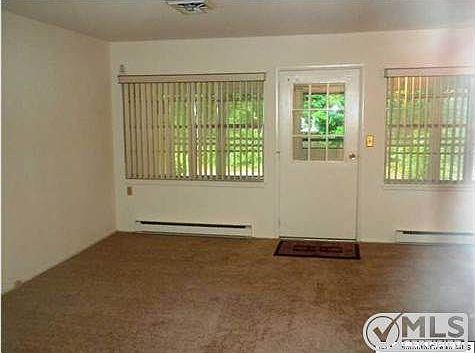 5th image of 879B Balmoral Ct