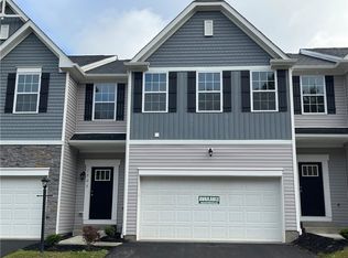 1703 Canterbury Dr, Imperial, PA