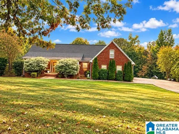 355 Twin Creek Rd, Hayden, AL 35079