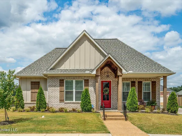 3390 Hatton Dr, Nesbit, MS 38651