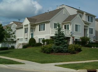 2409 Daybreak Ct, Elgin, IL 60123