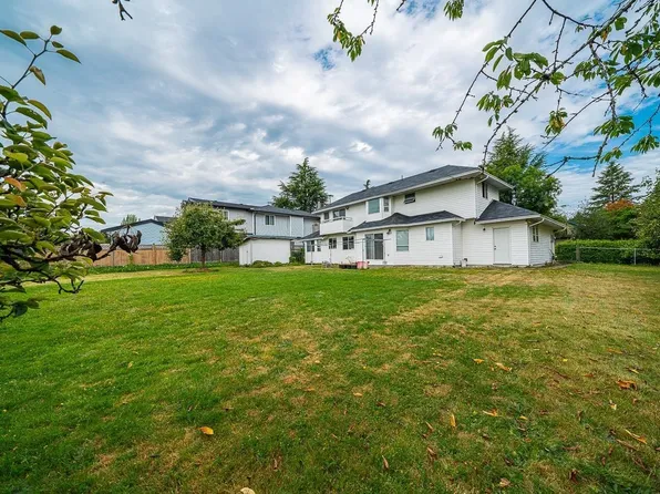 13346 92nd Ave, Surrey, BC V3V 7S9