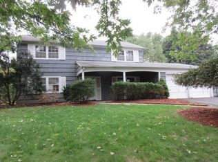 137 Drake Rd, Somerset, NJ 08873