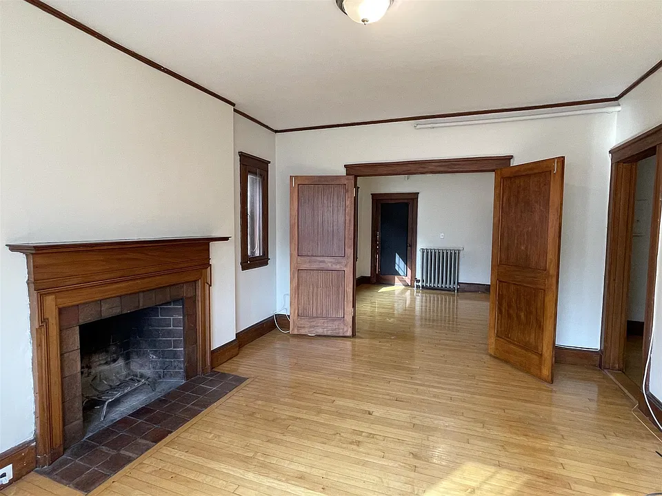 15 Linnaean St #14