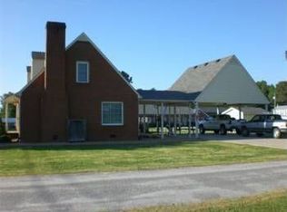 17481 1st St, Sedley, VA 23878