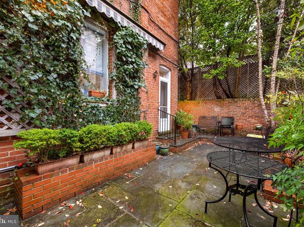 2125 Leroy Pl NW, Washington, DC 20008