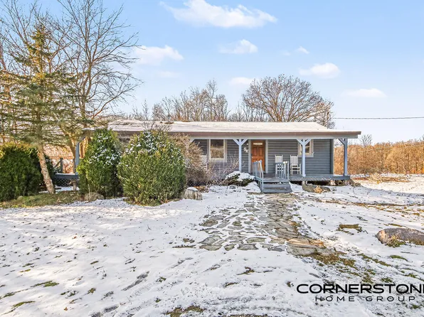 13261 Wabasis Ave NE, Cedar Springs, MI 49319