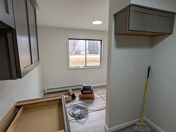 2nd image of 8164 Ralston Ct #B