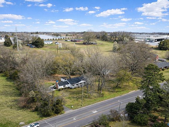 3rd image of 1612 Modaus Rd SW