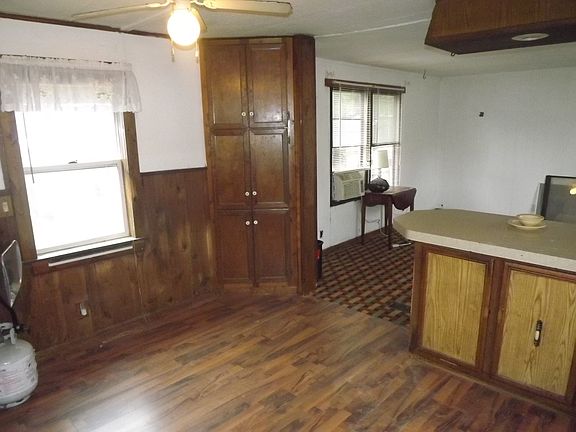 2nd image of 20 Avenue B #20