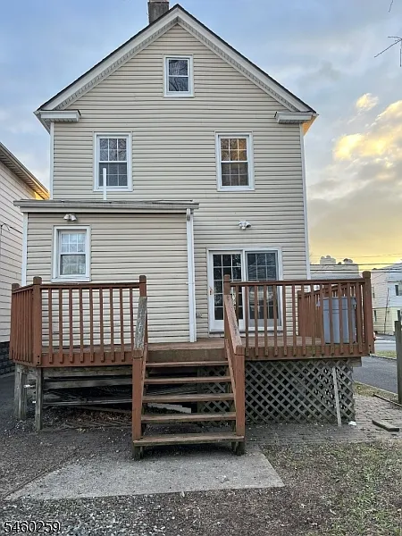 3 bed, 2.0 bath, $3,400 — Photo 2