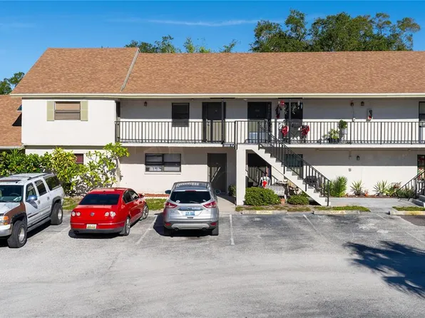 2154 Bradford St APT 222, Largo, FL 33760