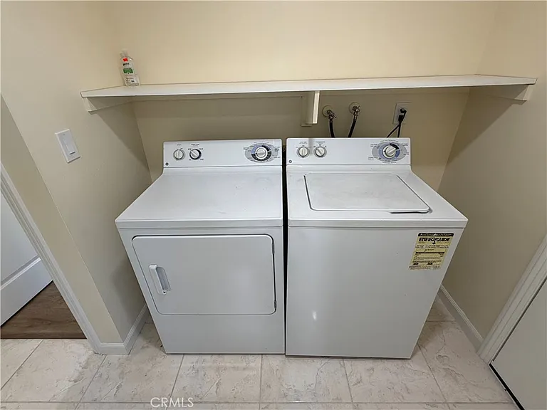 11510 Bertha St — Photo 16