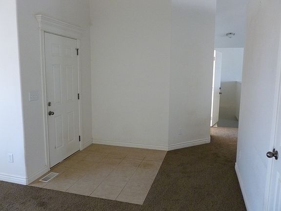 2nd image of 118 W Casi Way