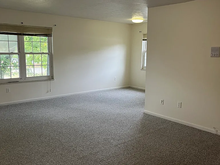 4789 Columbia Rd — Photo 9