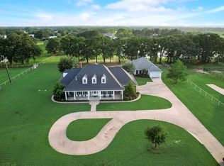 1150 Meadow Way, Terrell, TX 75160