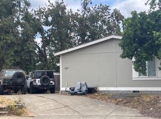 477 48th St, Springfield, OR 97478