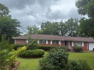 1694 18th St SW, Lanett, AL 36863