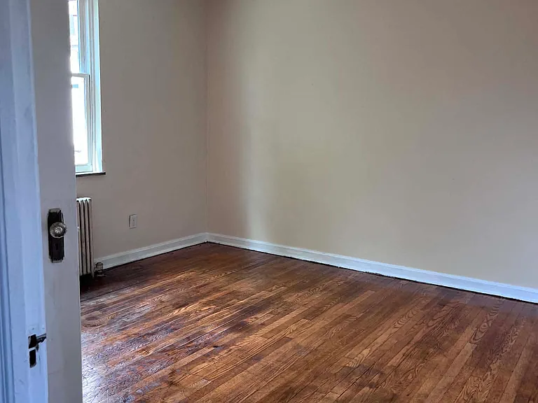 2366 Noble Rd #304 — Photo 9