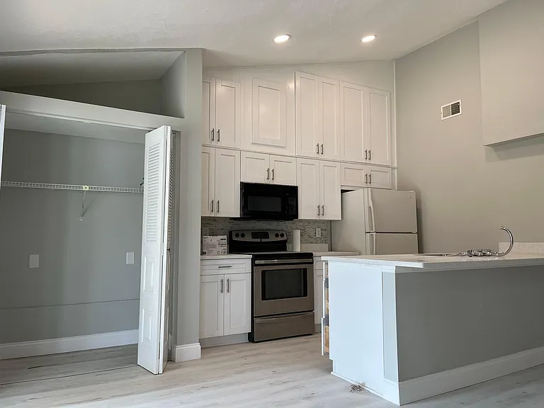7706 Citrus Field Ct — Photo 7