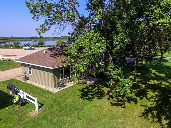 2nd image of 23597 N Lakeshore Dr