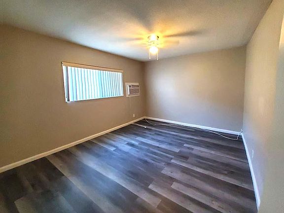 4th image of 1809 E Wilshire Ave #6