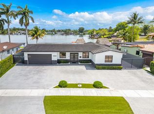 17921 NW 85th Ave, Hialeah, FL 33015