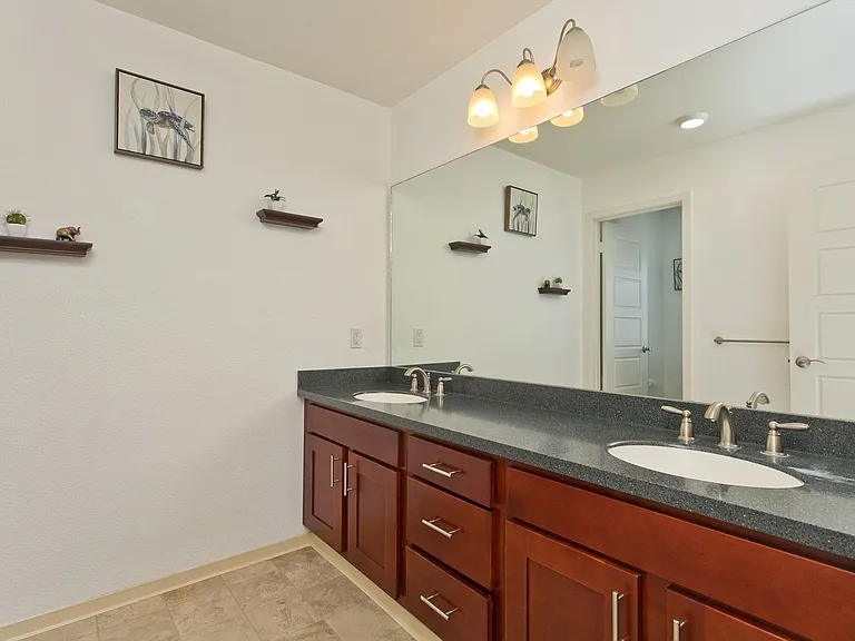 550 Kamaaha Ave #702 — Photo 18