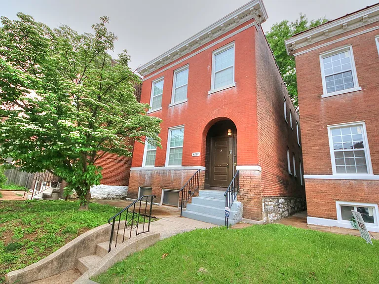 4637 Virginia Ave — Photo 2