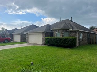 3806 Elderberry Dr, Dickinson, TX 77539