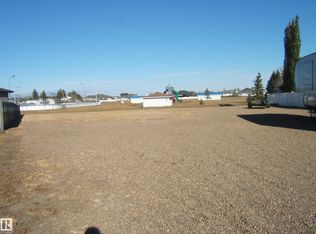 4514 56a Ave, Vegreville, AB T9C 1E2