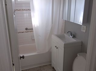 32 Fawndale Rd APT 2R, Boston, MA 02131