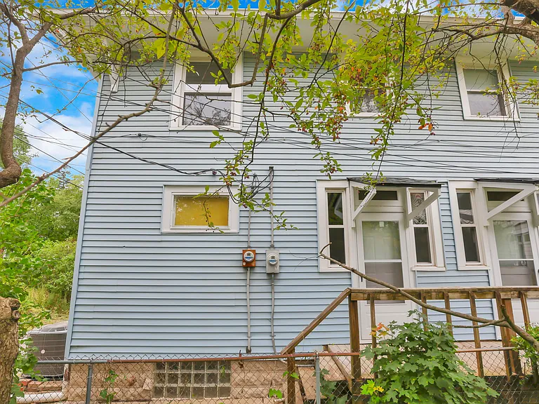 294 Wyandotte Ave — Photo 26