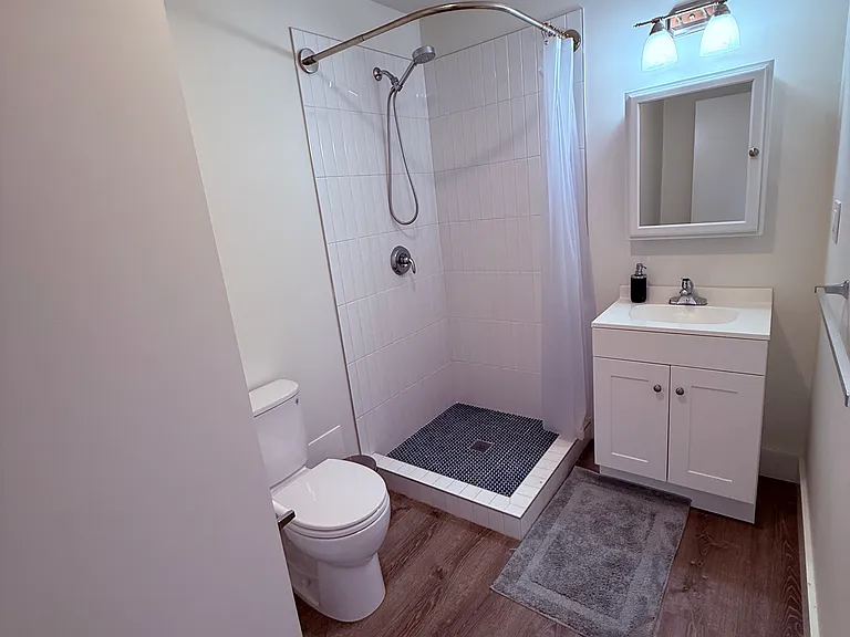 4326 Irving St #305 — Photo 9