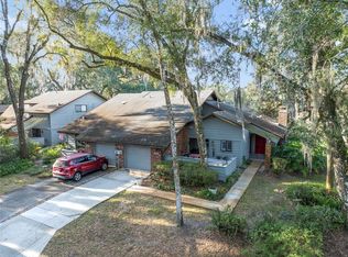 906 Village Green Rd, Deland, FL 32720