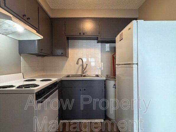 1323 S 10th St #1
