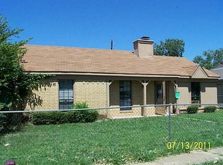 547 Bayshore Pl, Dallas, TX 75217