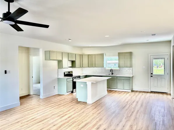 104 Magnolia St, Lone Oak, TX 75453
