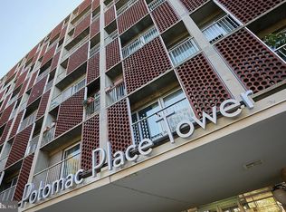 800 4th St SW APT N606, Washington, DC 20024