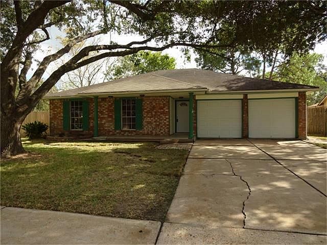 1st image of 2823 Heritage Bend Dr