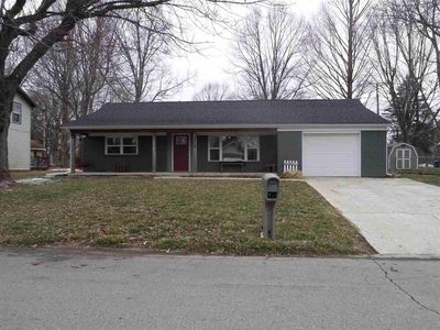 525 Circle Dr, Fairmount, IN, 46928