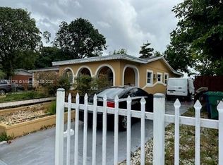 2452 NW 178th Ter, Miami Gardens, FL 33056