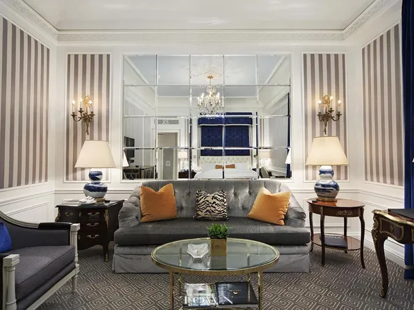 2 E 55th St #808, New York, NY 10022