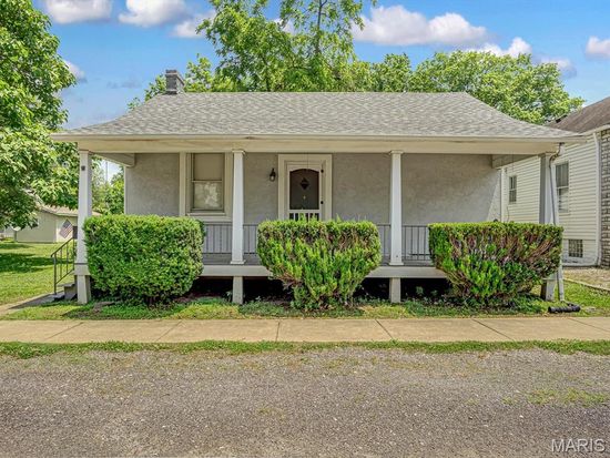 206 N Main St, Freeburg, IL 62243